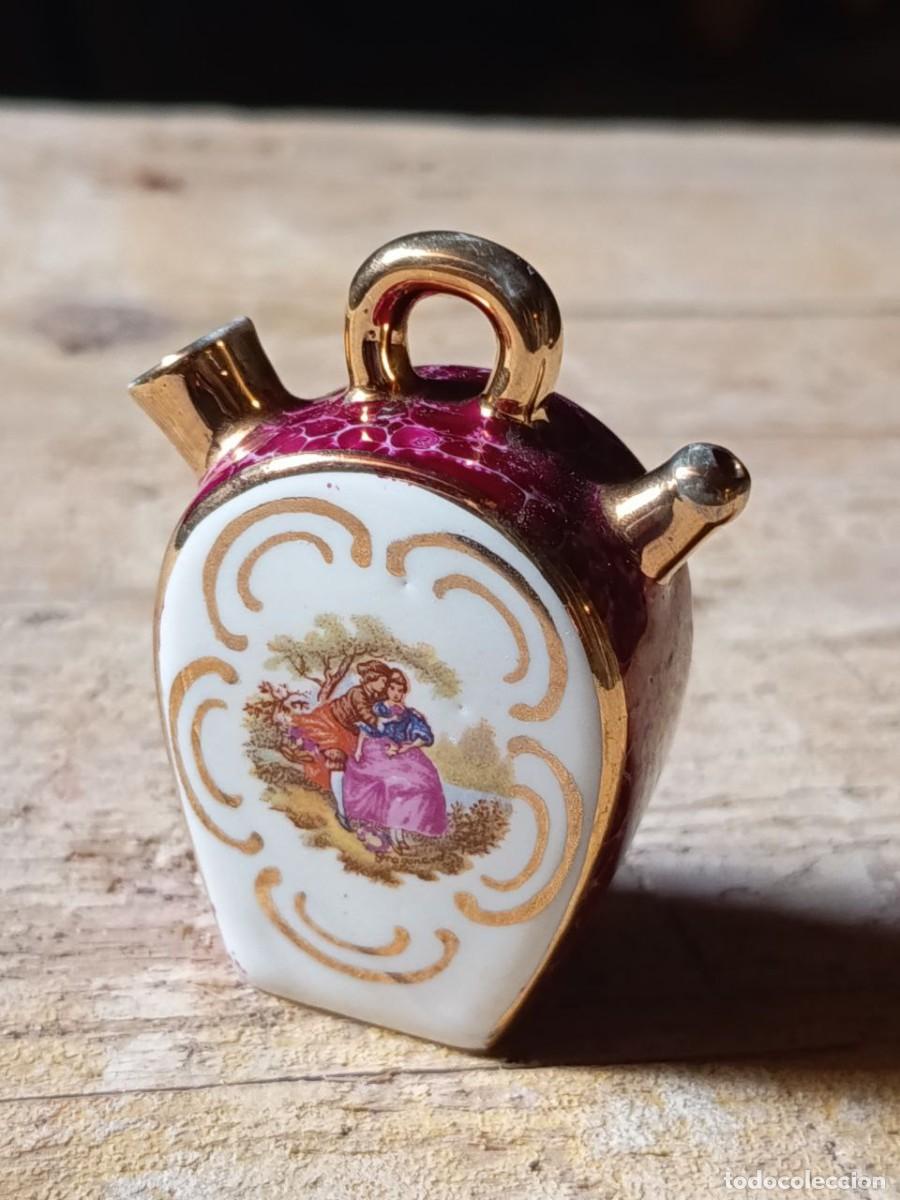 Antig&uuml;edades: Botijo de porcelana de Limoges - Foto 1