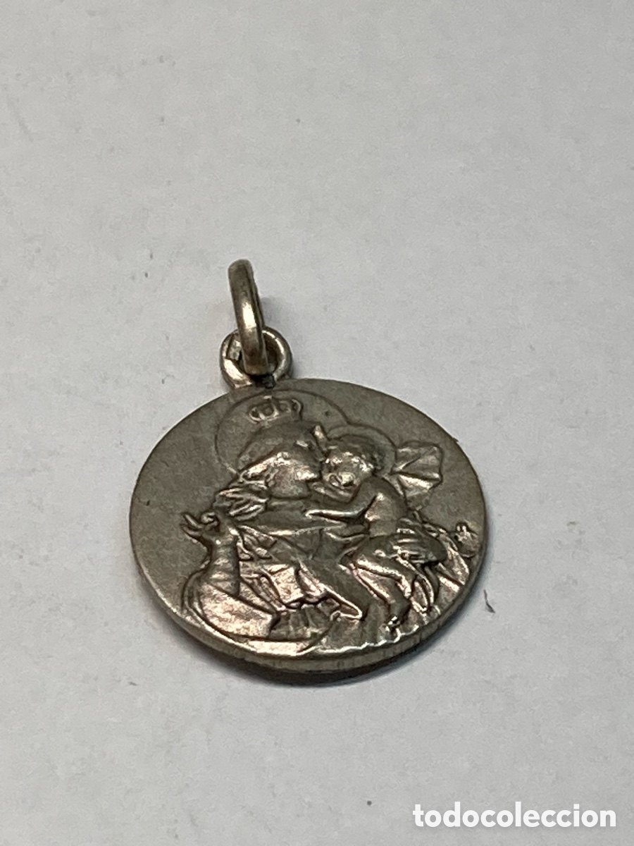 Antig&uuml;edades: Medalla de plata C330 - Foto 2