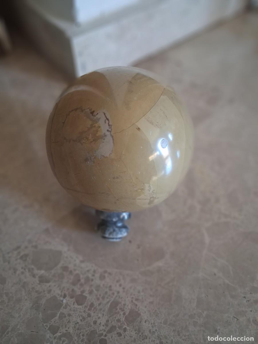 Antig&uuml;edades: Gran bola Remate de escalera grande - Foto 3