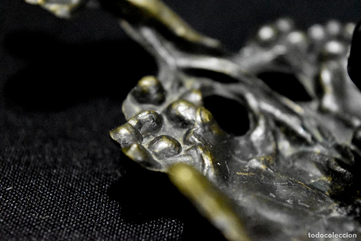 Antig&uuml;edades: Palmatoria de bronce - Foto 11