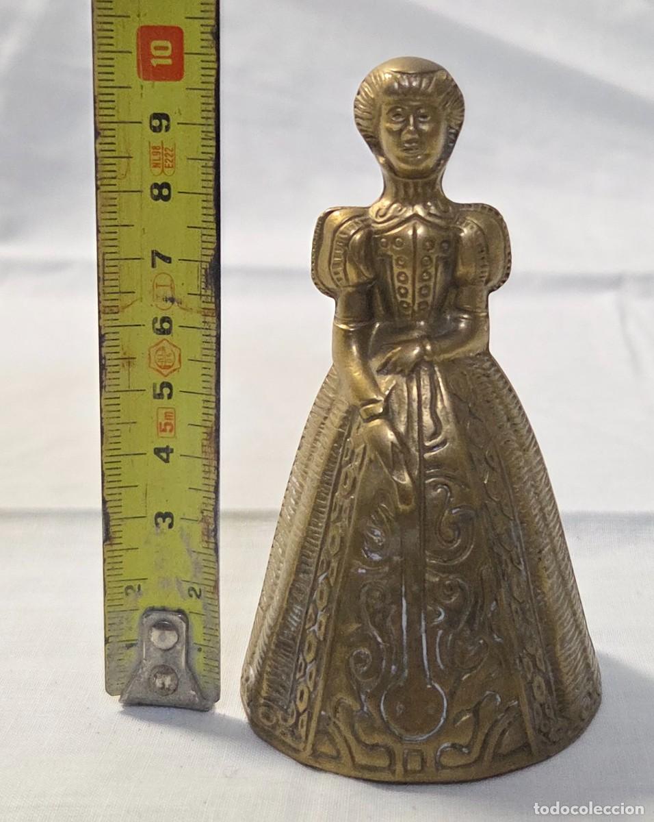 Antig&uuml;edades: Campana en forma de mujer de bronce - Foto 7