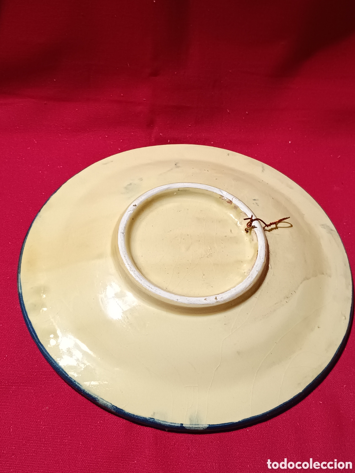 Antig&uuml;edades: Plato de cer&aacute;mica de Talavera - Foto 3