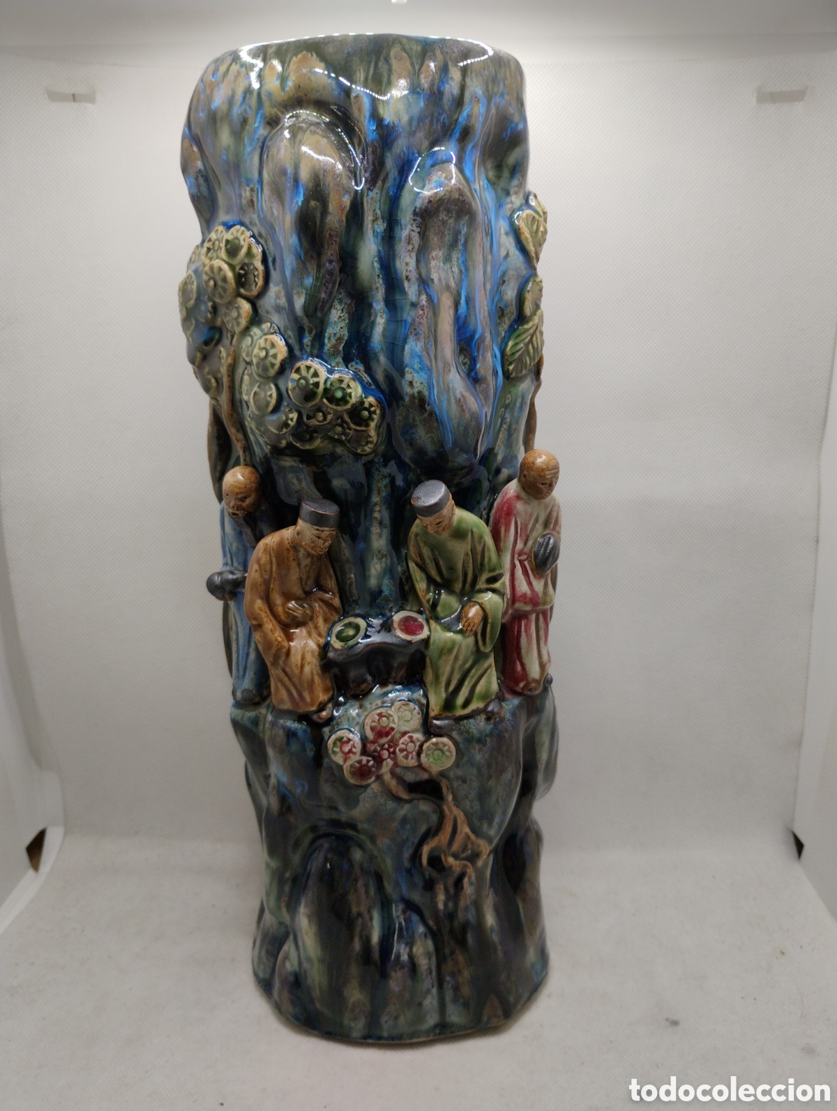 Antig&uuml;edades: Jarr&oacute;n Gres Esmaltado, con personajes chinos en relieve - Foto 1