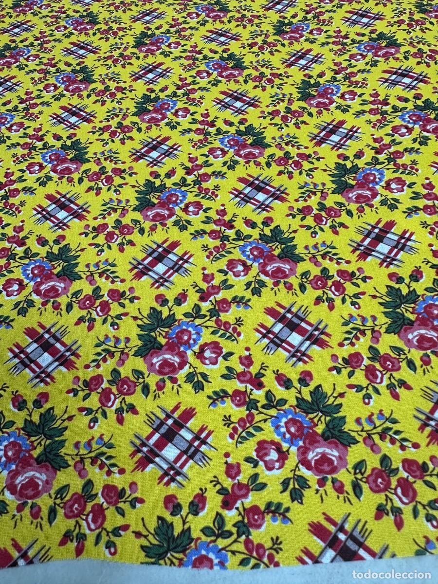 Antig&uuml;edades: Percal amarillo estampado - Foto 1