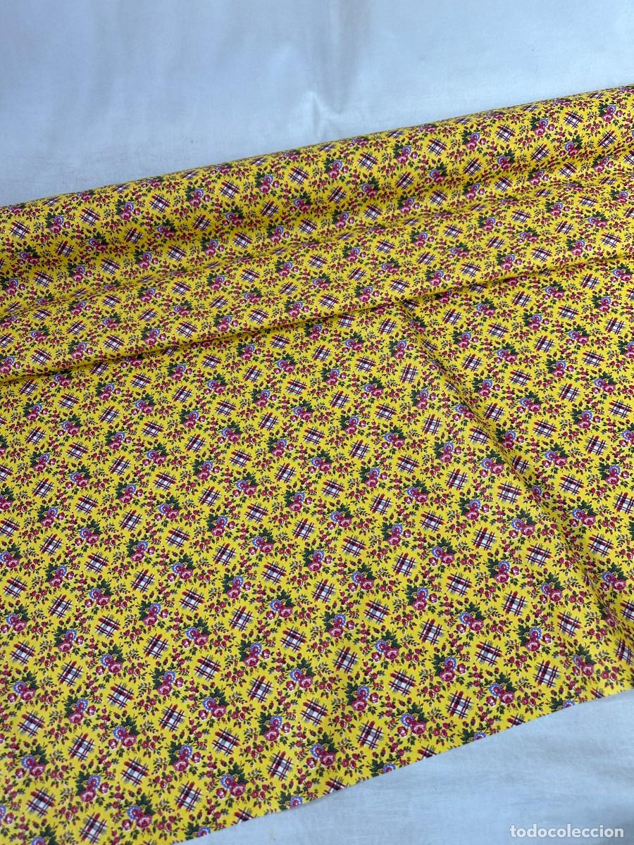 Antig&uuml;edades: Percal amarillo estampado - Foto 6