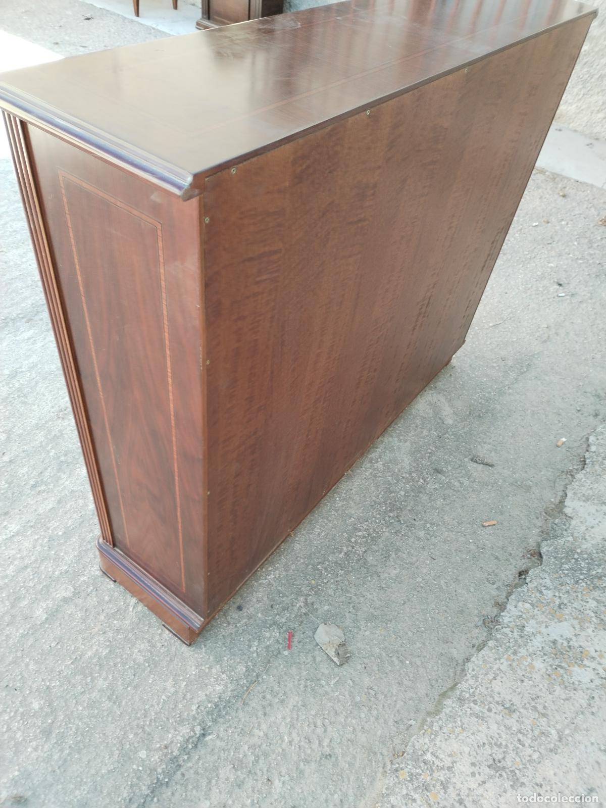 Antig&uuml;edades: mueble recibidor vitrina - Foto 6