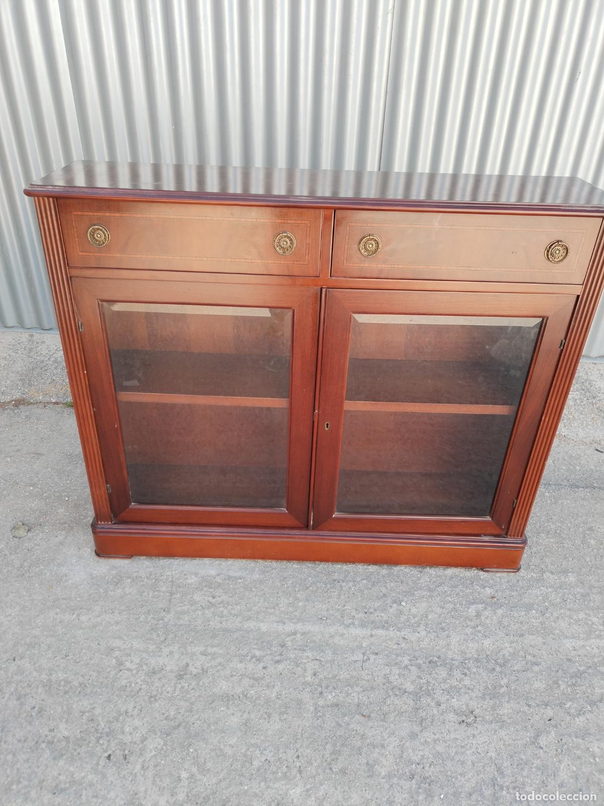 Antig&uuml;edades: mueble recibidor vitrina - Foto 1