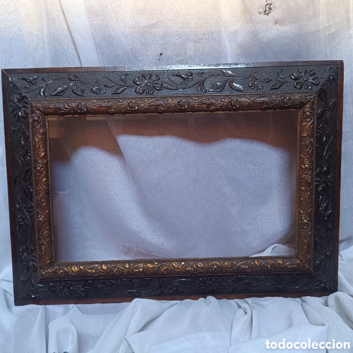 Antig&uuml;edades: Marco antiguo dorado y negro - Foto 1