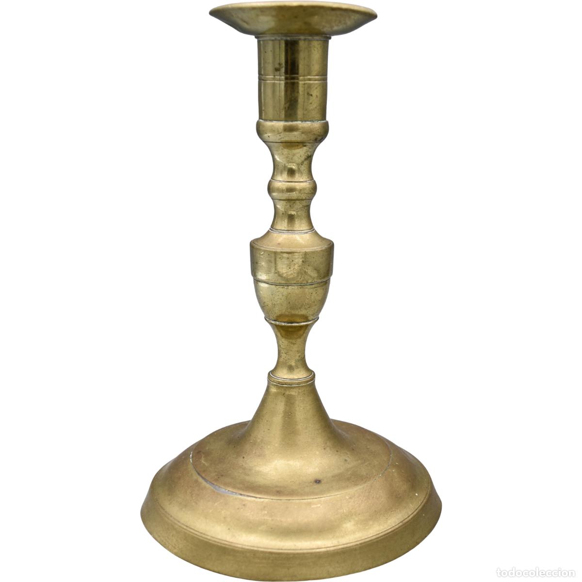 Antig&uuml;edades: Candelero antiguo de bronce / lat&oacute;n - Foto 1