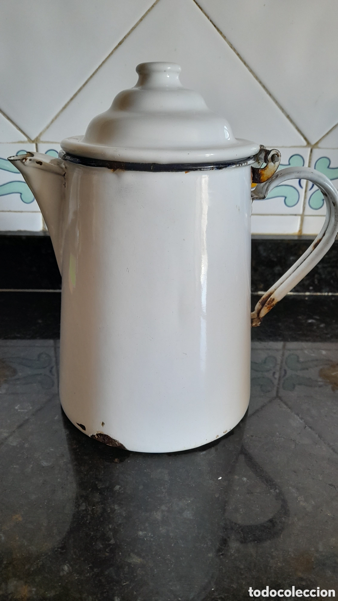 Antig&uuml;edades: Cafetera antigua de porcelana - Foto 1