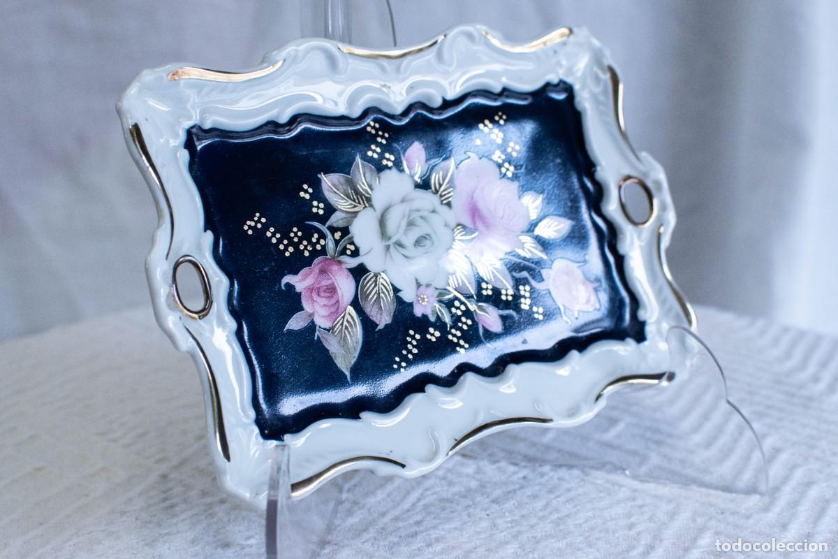Antig&uuml;edades: Bandeja de porcelana Cape&aacute;ns - Foto 6