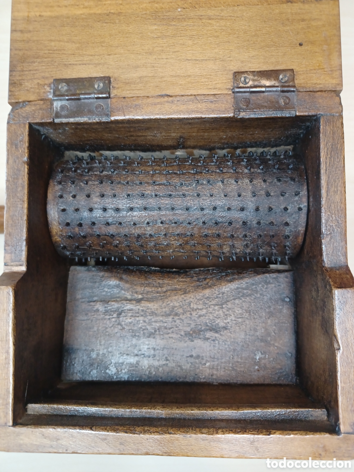 Antig&uuml;edades: Rallador Antiguo de madera -La R&aacute;pida- Funcional y con Historia - Foto 3
