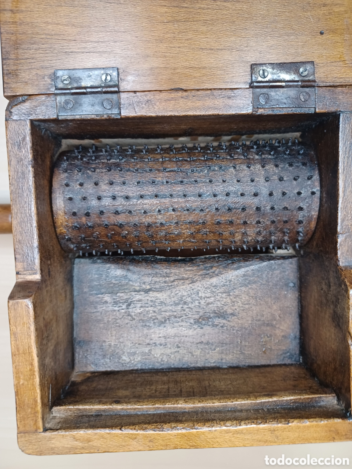 Antig&uuml;edades: Rallador Antiguo de madera -La R&aacute;pida- Funcional y con Historia - Foto 16