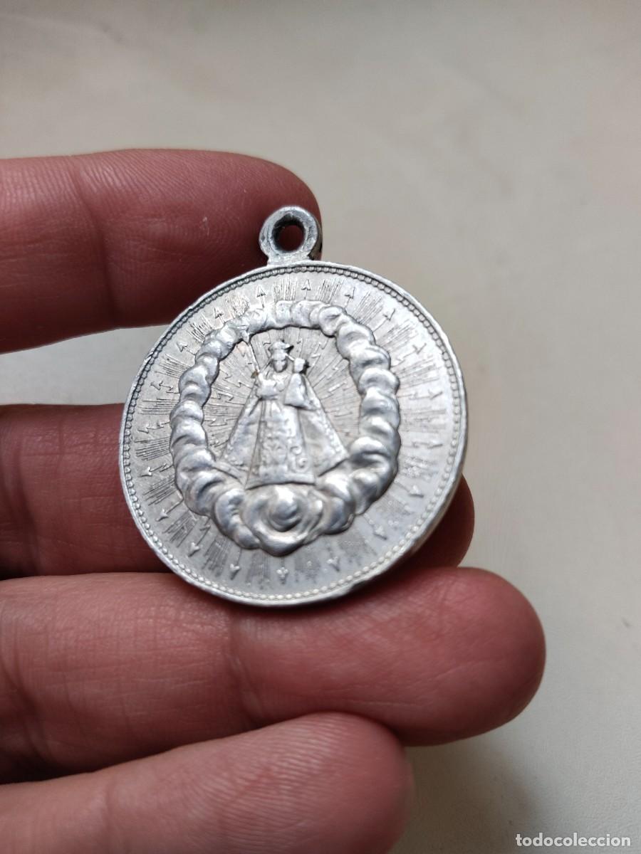Antig&uuml;edades: Medalla de la Virgen de Ensiedeld. - Foto 5