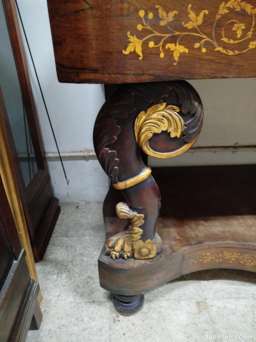 Antig&uuml;edades: Consola fernandina con marqueter&iacute;a - Foto 4