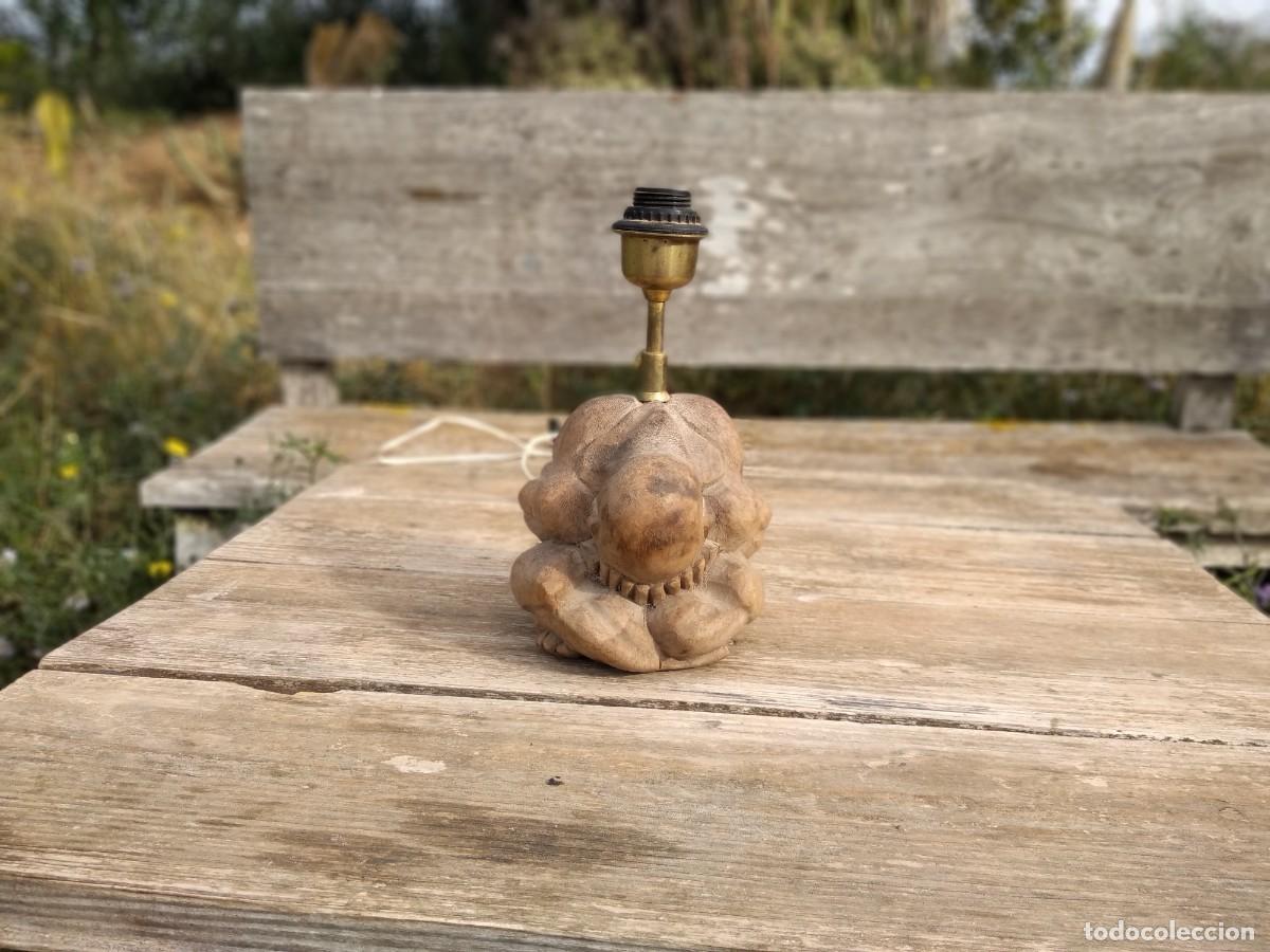Antig&uuml;edades: lampara tallada en madera budha - Foto 6