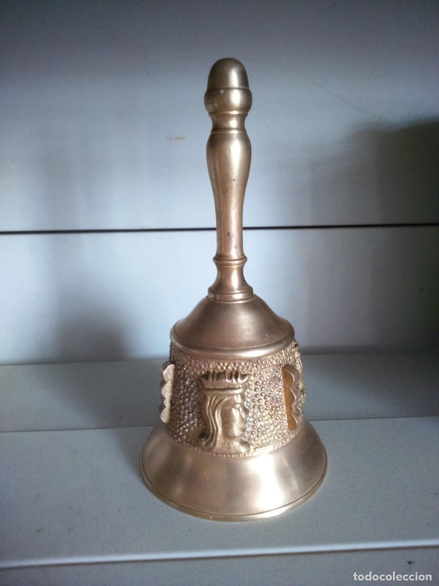 Antig&uuml;edades: CAMPANA O CAMPANILLA DE BRONCE - Foto 1