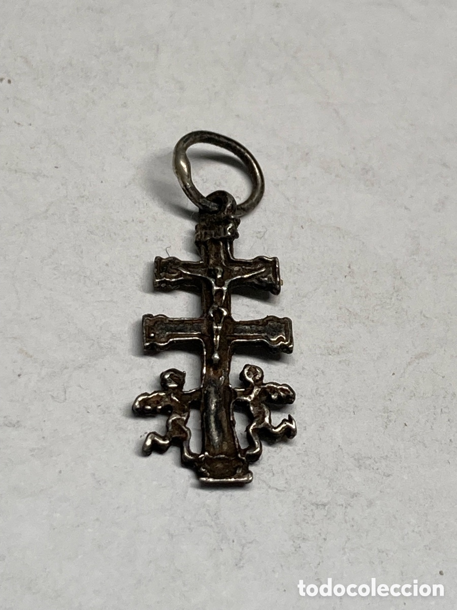 Antig&uuml;edades: Cruz de plata religiosa C332 - Foto 1
