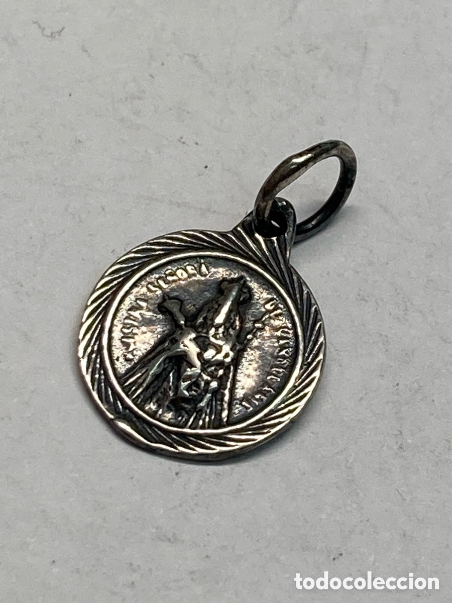 Antig&uuml;edades: Medalla de plata religiosa C332 - Foto 1