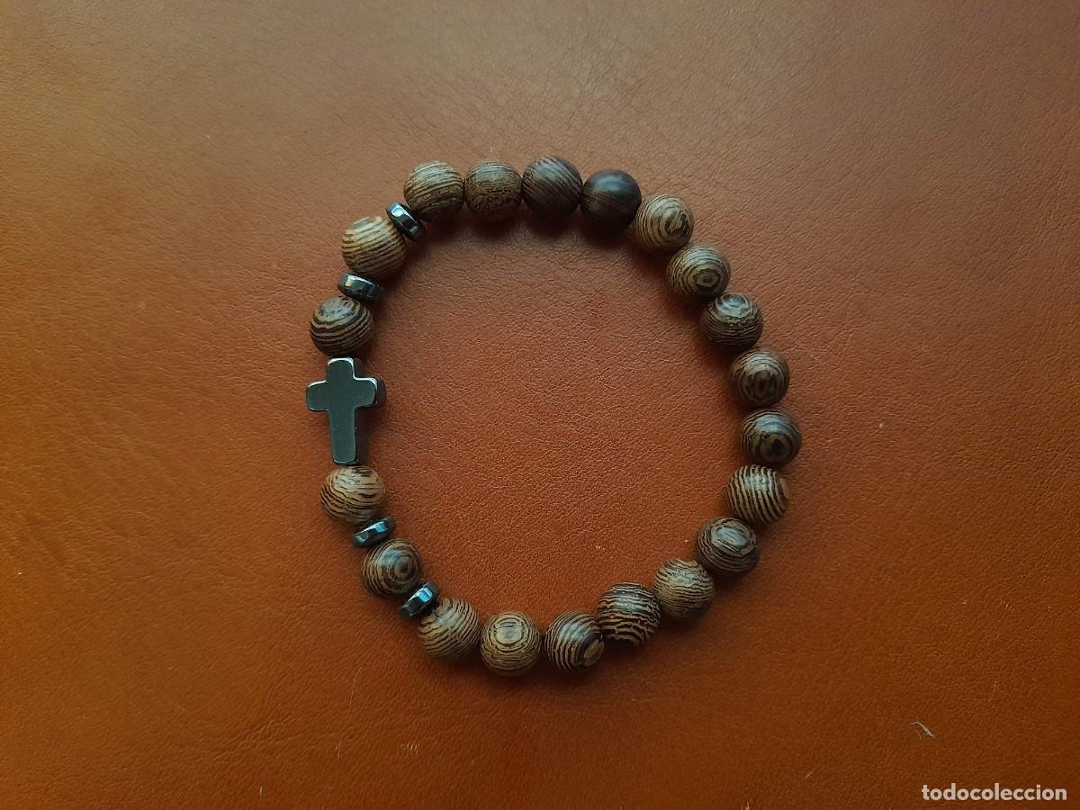 Antig&uuml;edades: Pulsera cruz y madera - Foto 1