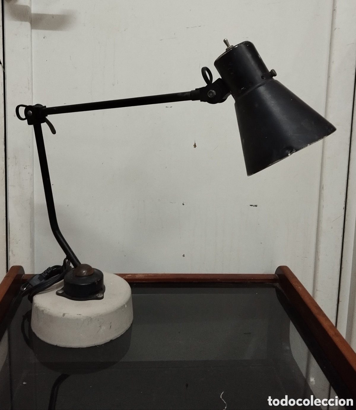 Antig&uuml;edades: L&aacute;mpara industrial articulada - Foto 1