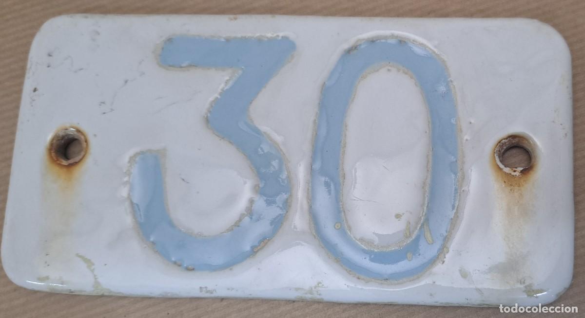 Antig&uuml;edades: AZULEJO N&Uacute;MERO DE PORTAL N&ordm; 30 - Foto 4