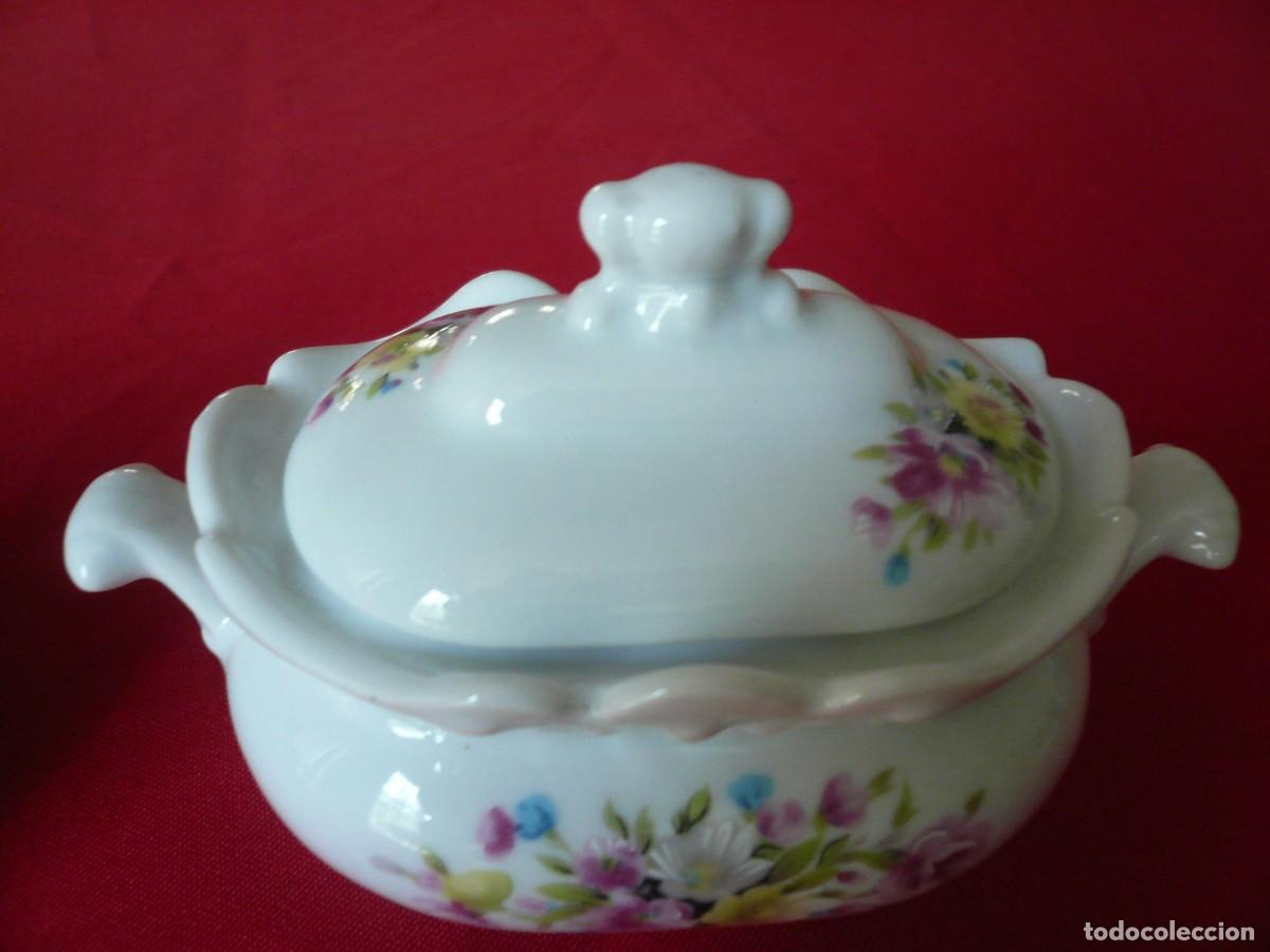 Antig&uuml;edades: SOPERA DE PORCELANA MINI. LOTE DE 2 - Foto 10