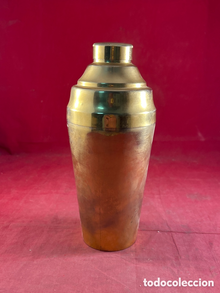Antig&uuml;edades: COCKTELERA DORADA ANTIGUA - Foto 1