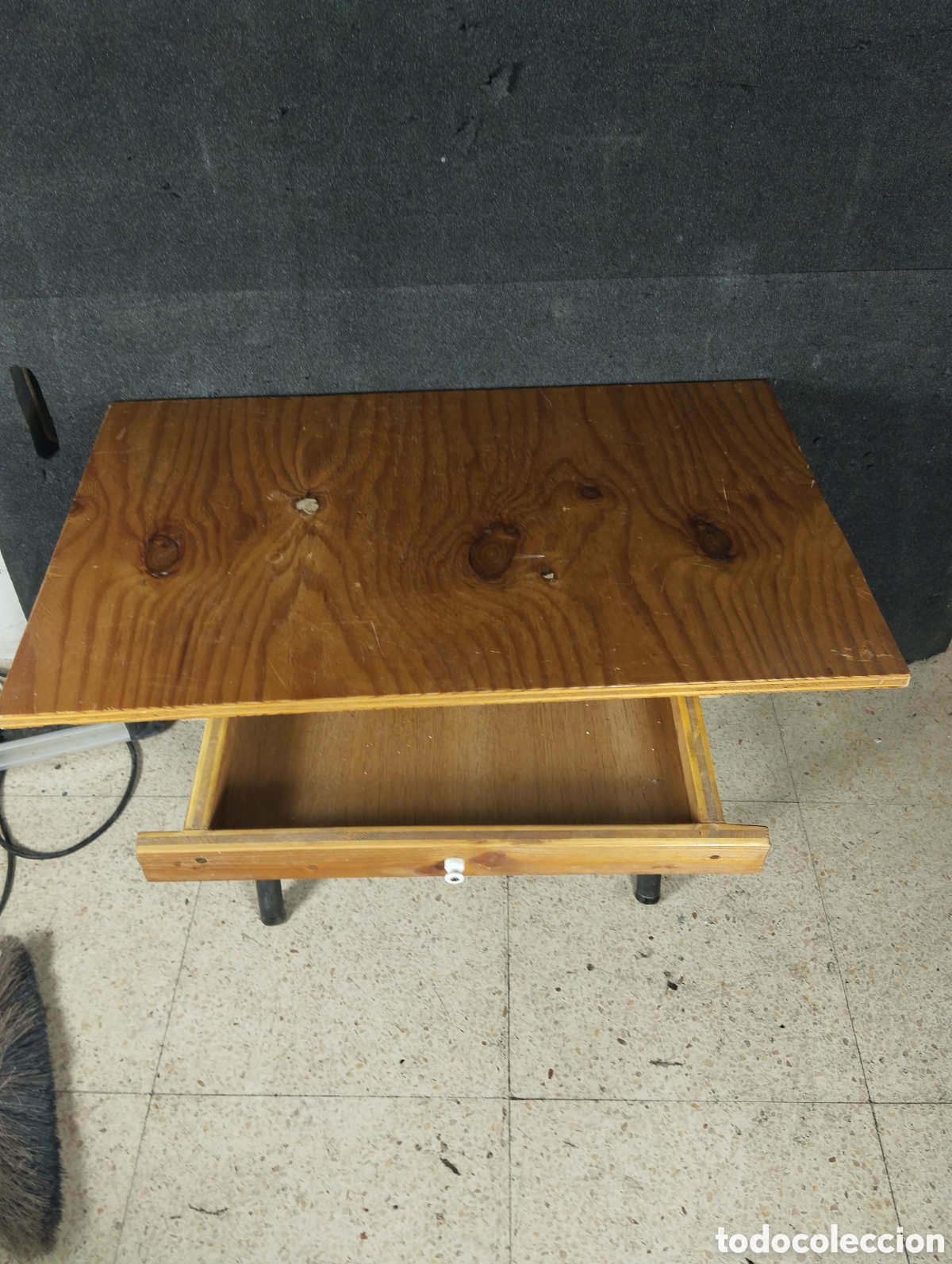 Antig&uuml;edades: MESA DE SOFA INDUSTRIAL - Foto 7