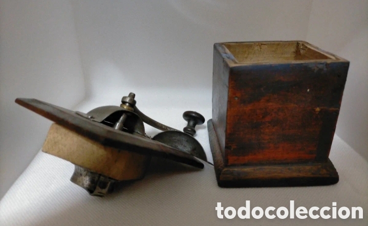 Antig&uuml;edades: Molinillo de Caf&eacute; Peugeot - Foto 2