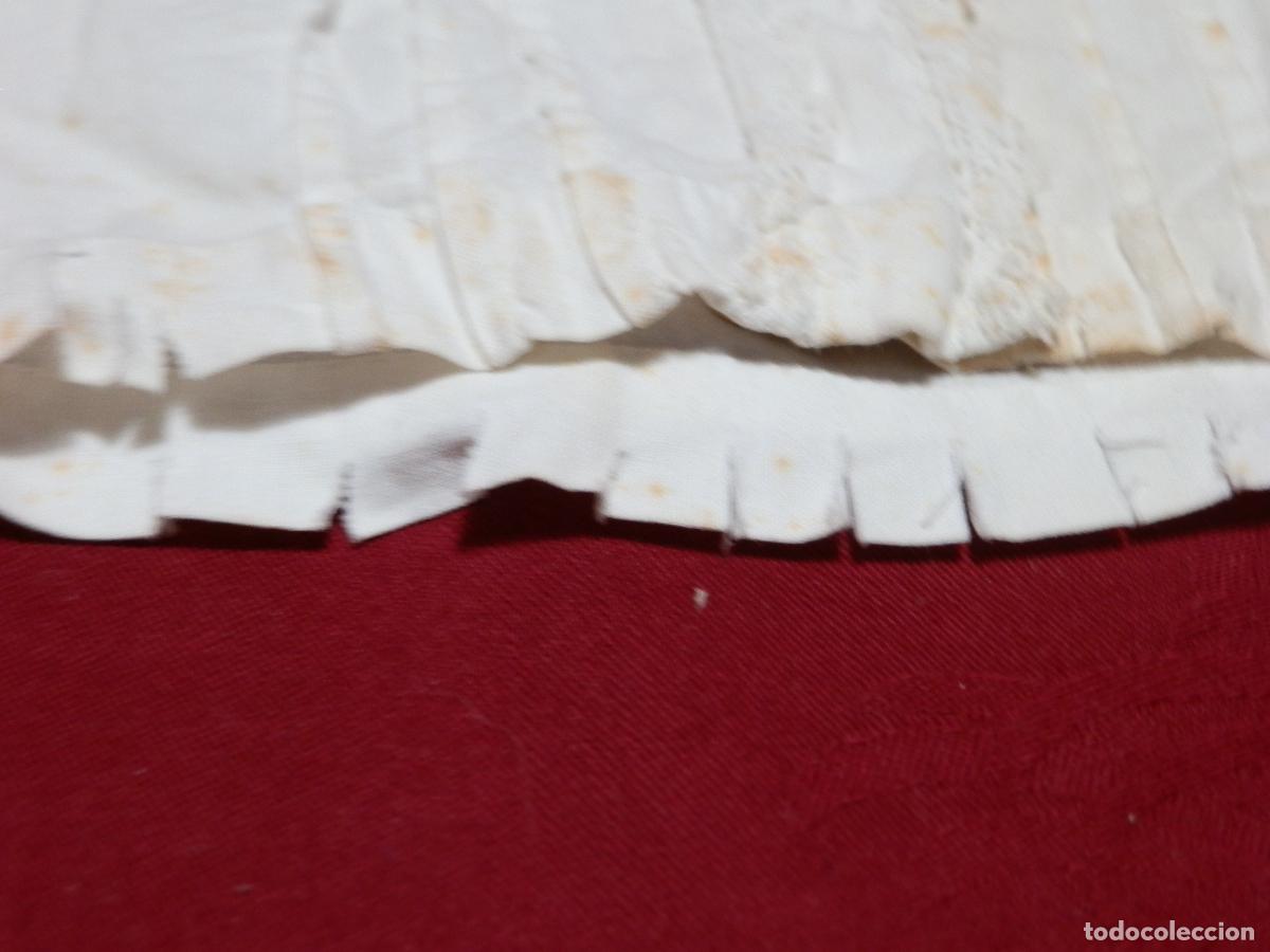 Antig&uuml;edades: ANTIGUA CAMISITA BEBE EN ALGOD&Oacute;N CON PUNTILLAS - Foto 5