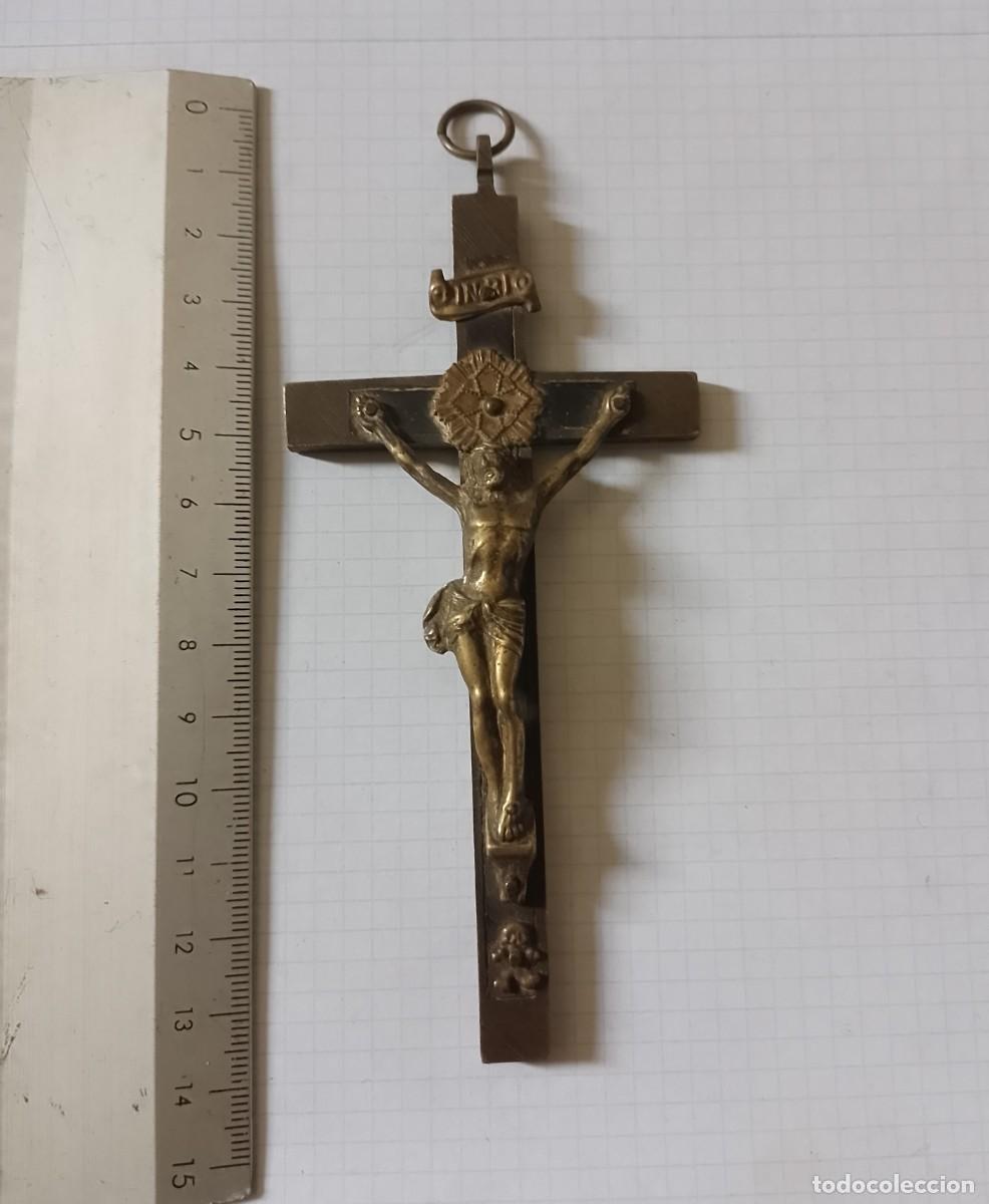 Antig&uuml;edades: Antiguo crucifijo de 13cm - Foto 1
