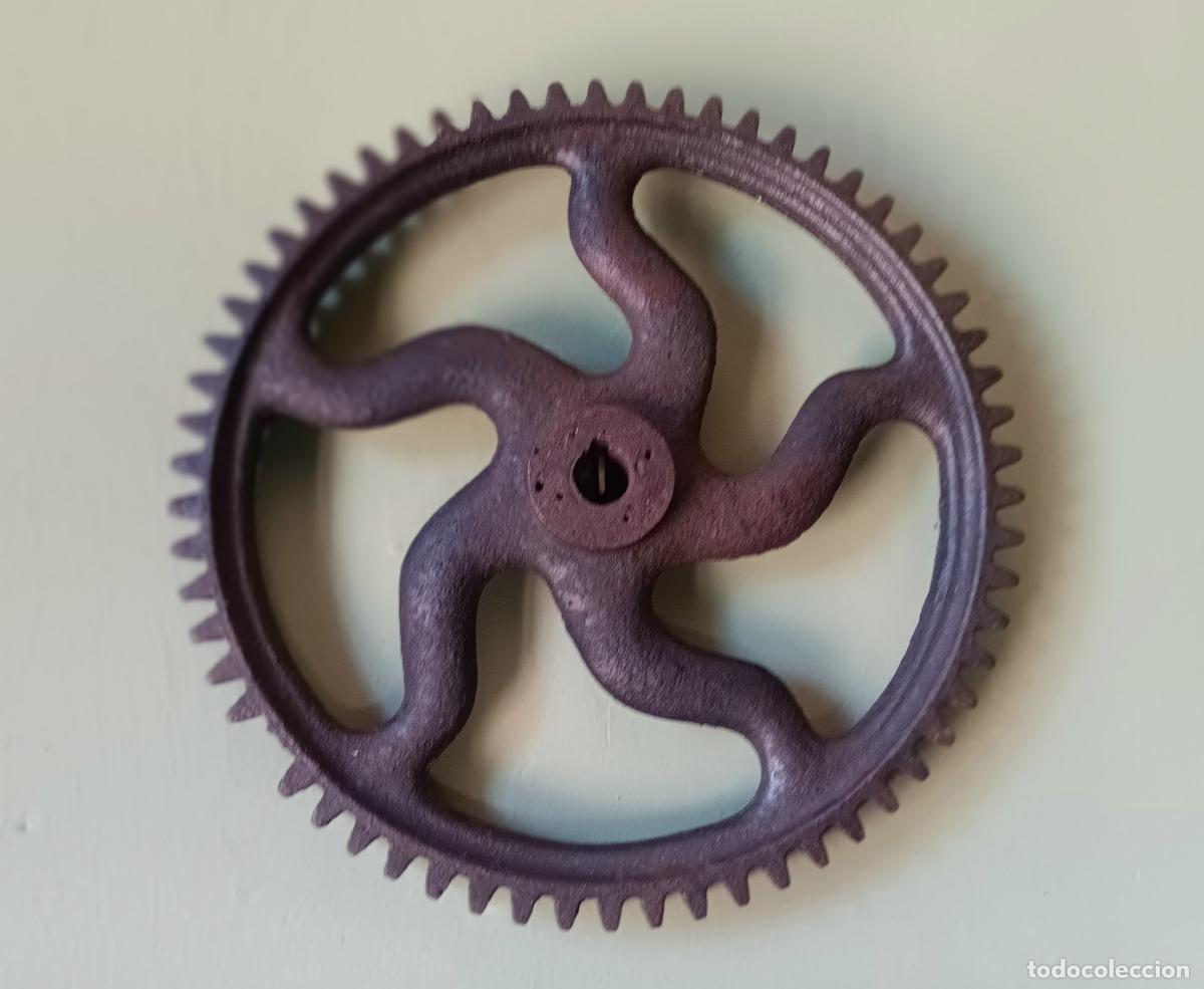 Antig&uuml;edades: ANTIGUO GRAN ENGRANAJE MIDE 29 CM. - Foto 2