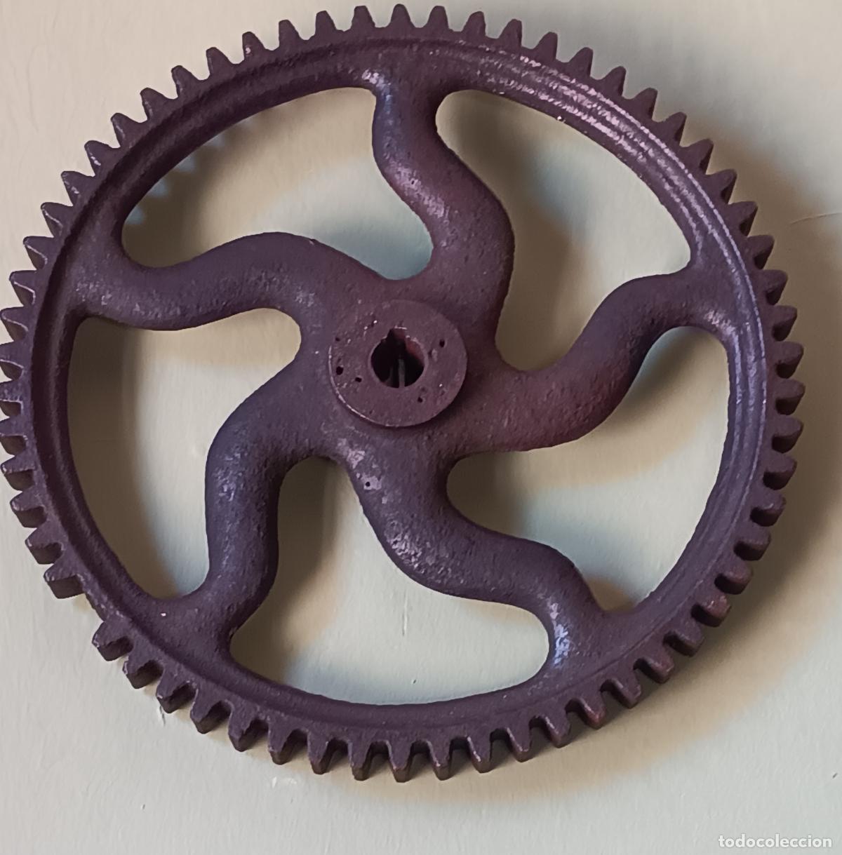 Antig&uuml;edades: ANTIGUO GRAN ENGRANAJE MIDE 29 CM. - Foto 3