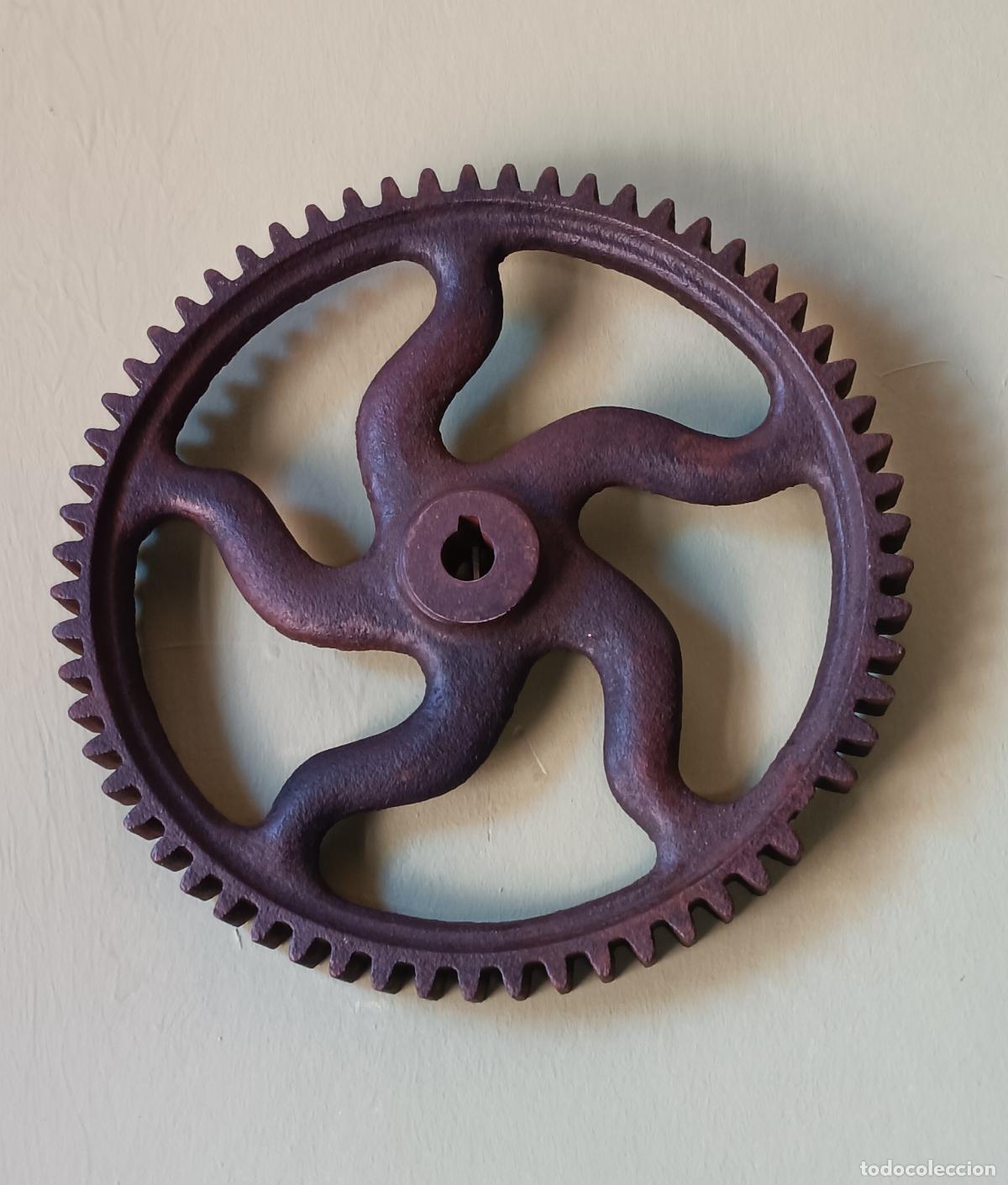 Antig&uuml;edades: ANTIGUO GRAN ENGRANAJE MIDE 29 CM. - Foto 5