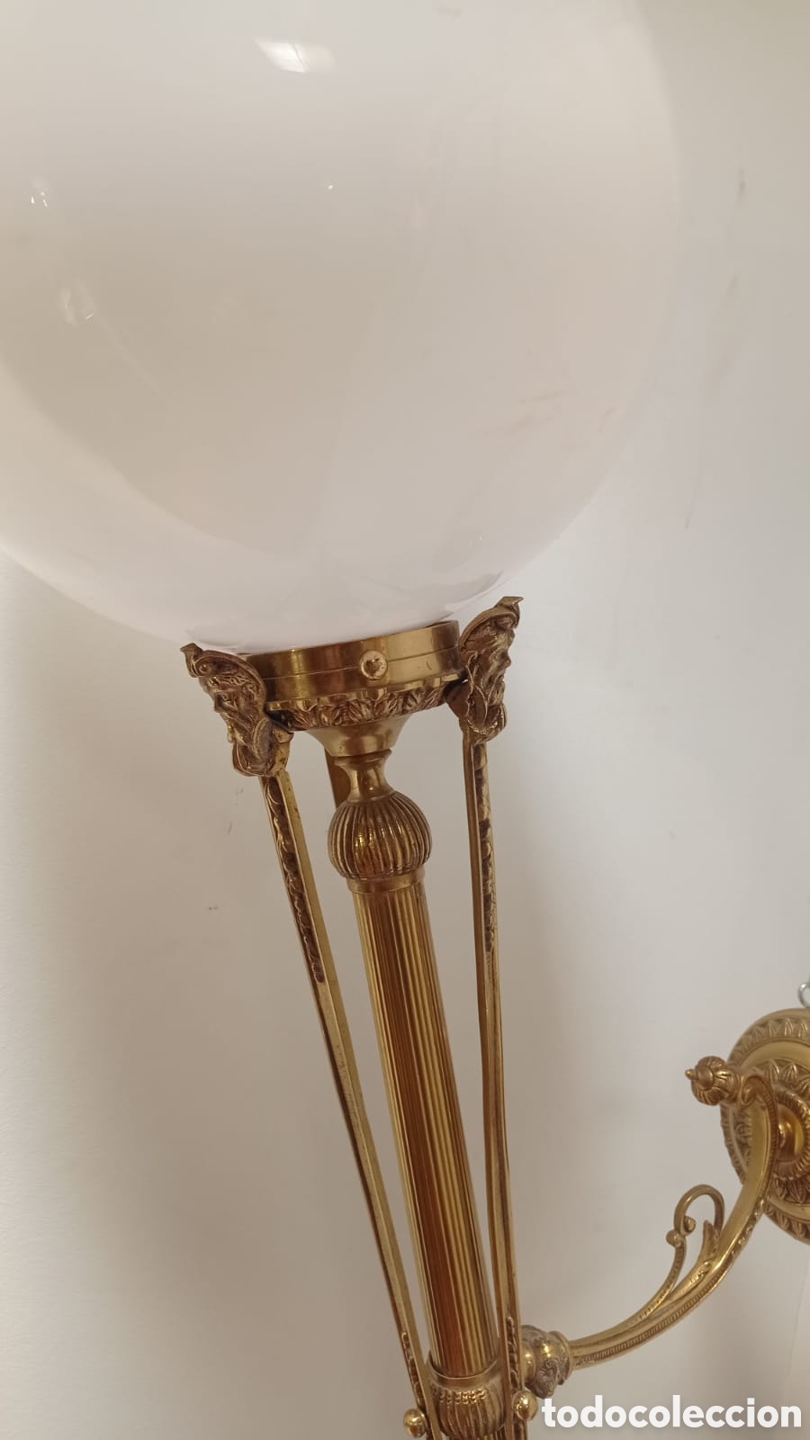 Antig&uuml;edades: Lampara antorcha de bronce con tulipa - Foto 12