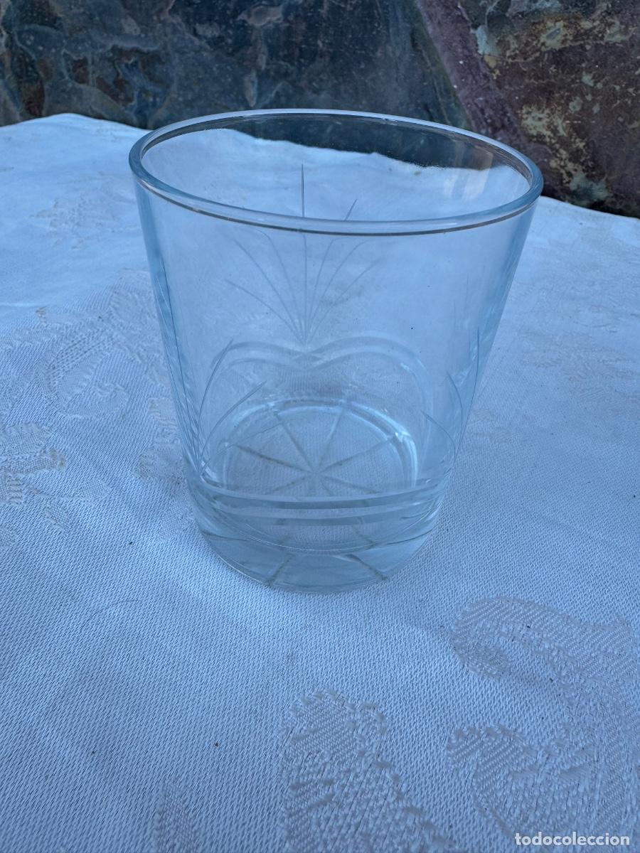 Antig&uuml;edades: Jarra y vaso de cristal - Foto 3