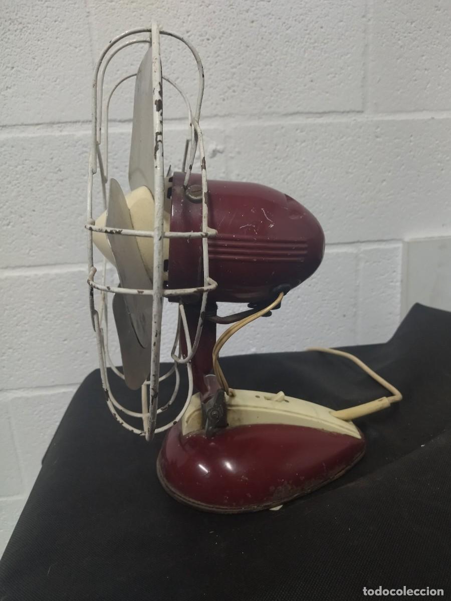 Antig&uuml;edades: Ventilador philips burdeos funcionado 125v - Foto 2