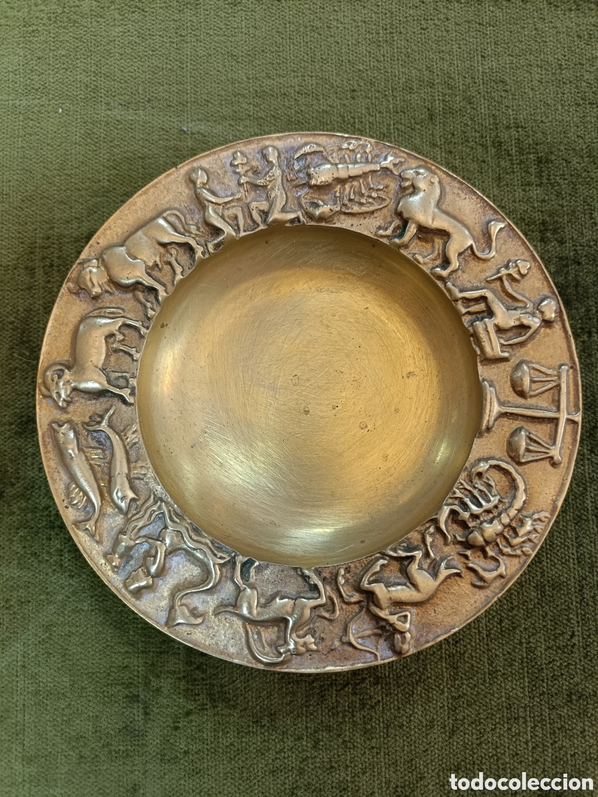Antiques: POSALLAVES, PLATO REALIZADO EN BRONCE. 14CM DI&Aacute;METRO