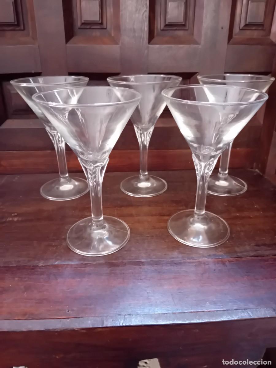 Antig&uuml;edades: 5 copas de c&oacute;ctel con el fuste callado - Foto 1
