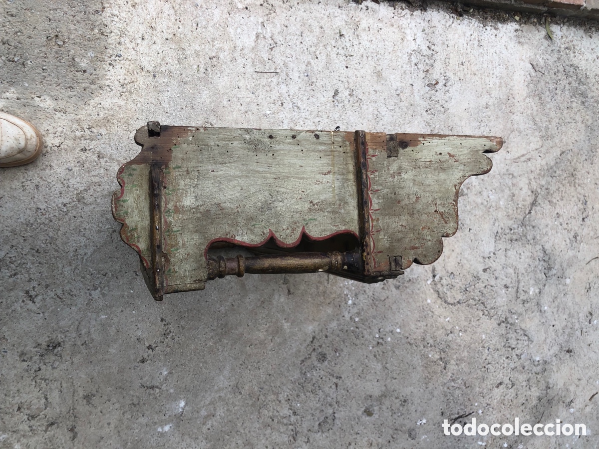 Antig&uuml;edades: Platero de madera pintado Iniesta - Foto 5