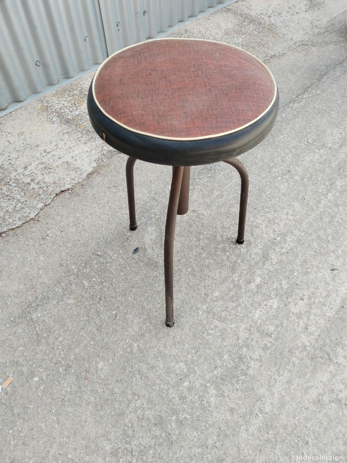 Antig&uuml;edades: taburete industrial vintage - Foto 5