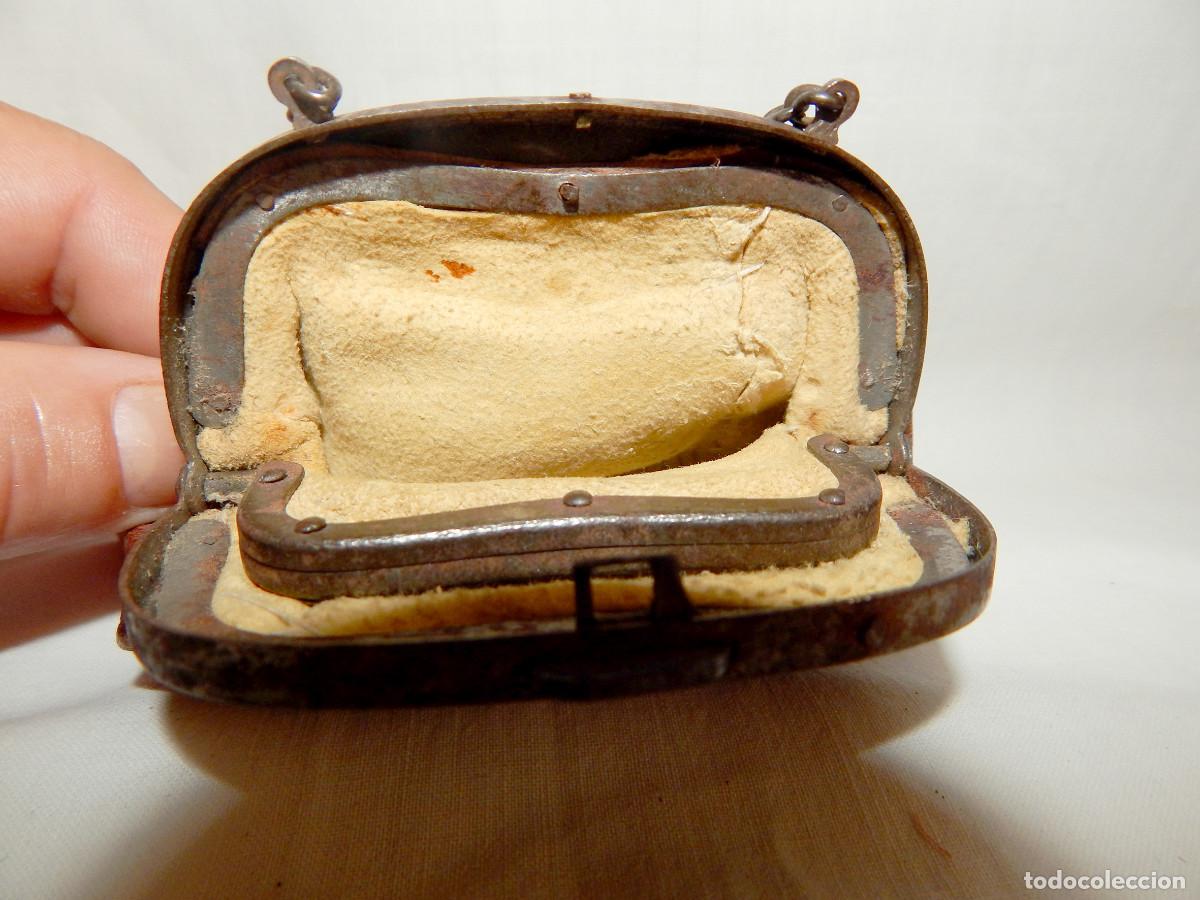 Antig&uuml;edades: Victorian leather coin purse - Foto 3