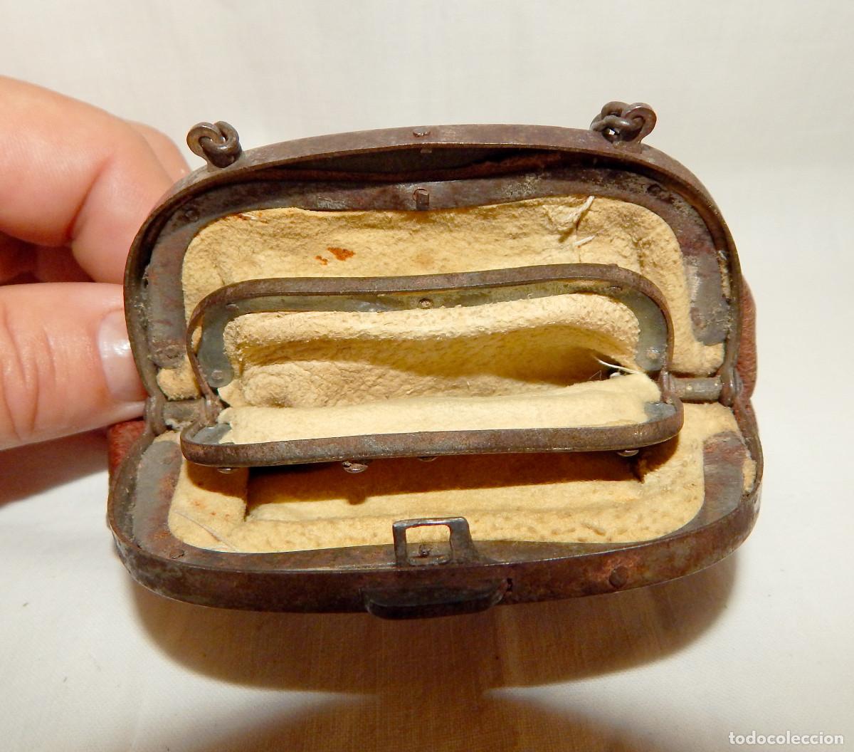 Antig&uuml;edades: Victorian leather coin purse - Foto 4