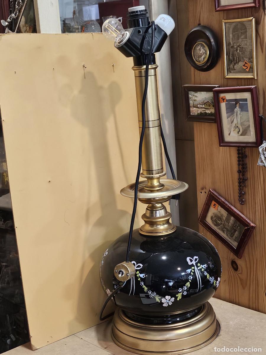Antig&uuml;edades: lampara de metal y cristyal - Foto 1