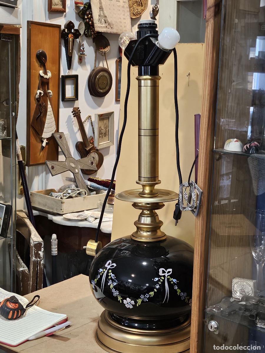 Antig&uuml;edades: lampara de metal y cristyal - Foto 10