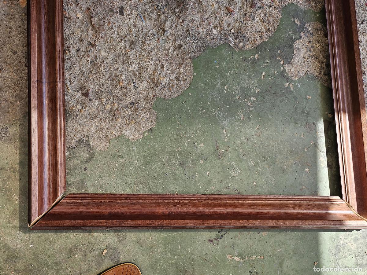Antig&uuml;edades: marco de madera desmontado+ - Foto 3