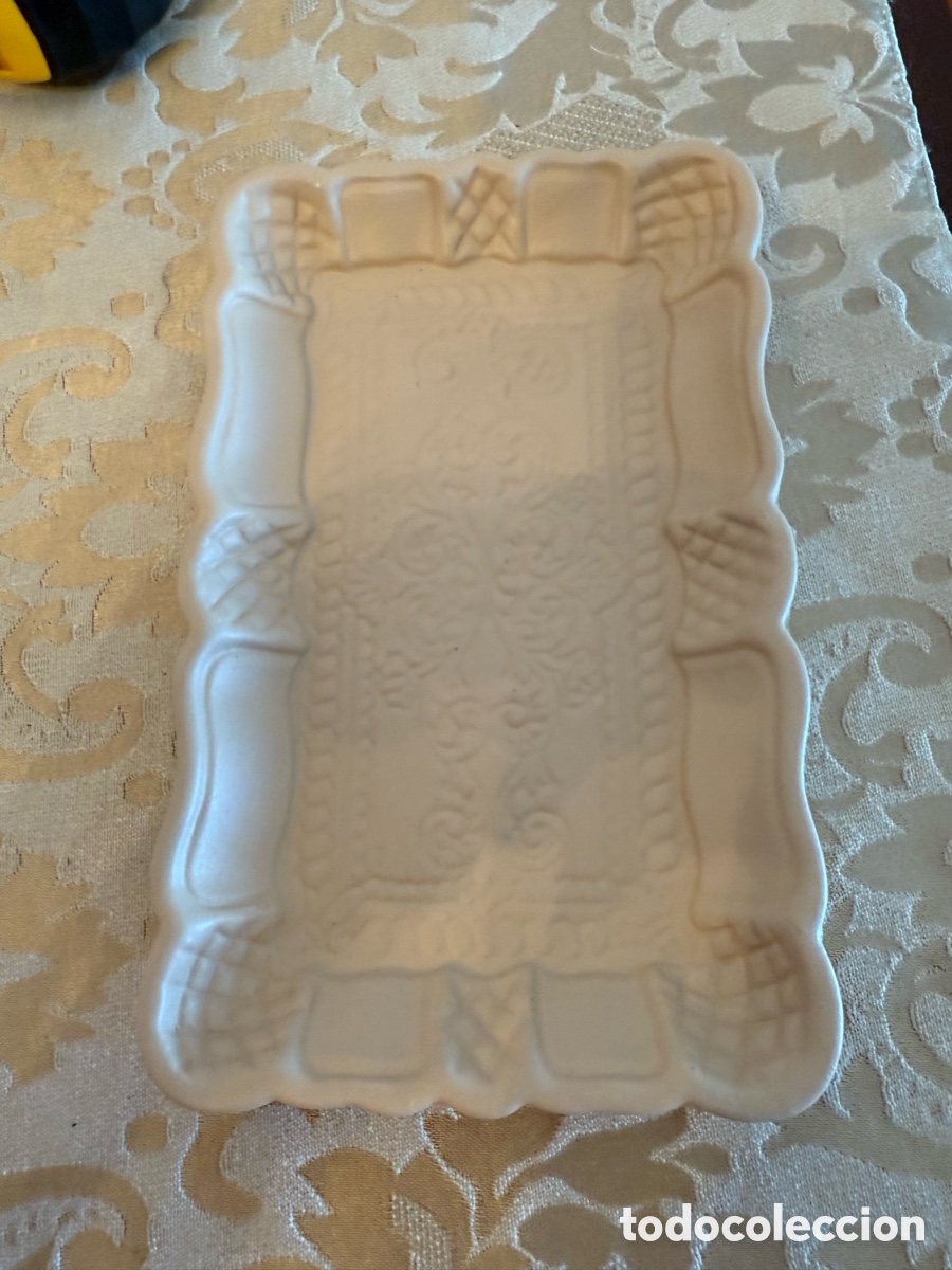 Antig&uuml;edades: Bandeja deco madrid en beige - Foto 3