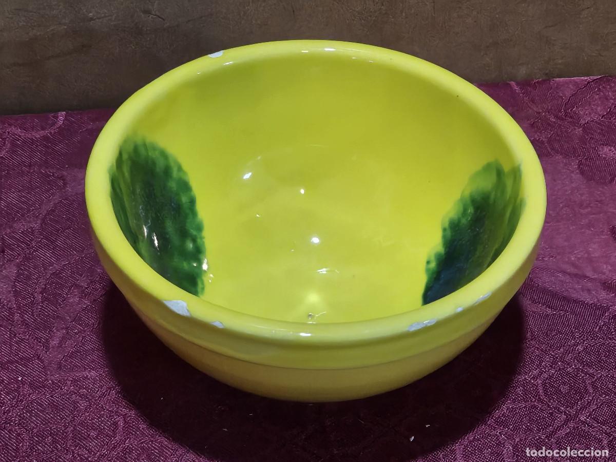 Antig&uuml;edades: cuenco amarillo de ceramica - Foto 1
