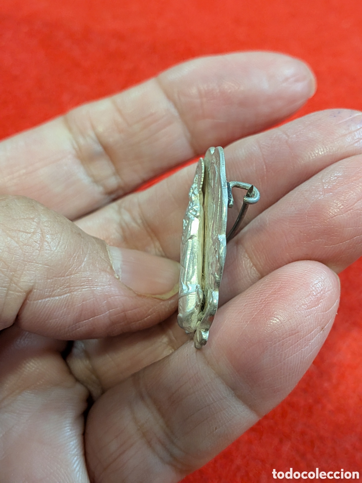 Antig&uuml;edades: Broche de la virGen en relieve, plata. REF-3784 - Foto 4